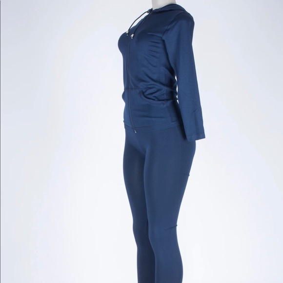 Loungewear set - Picture 8 of 12